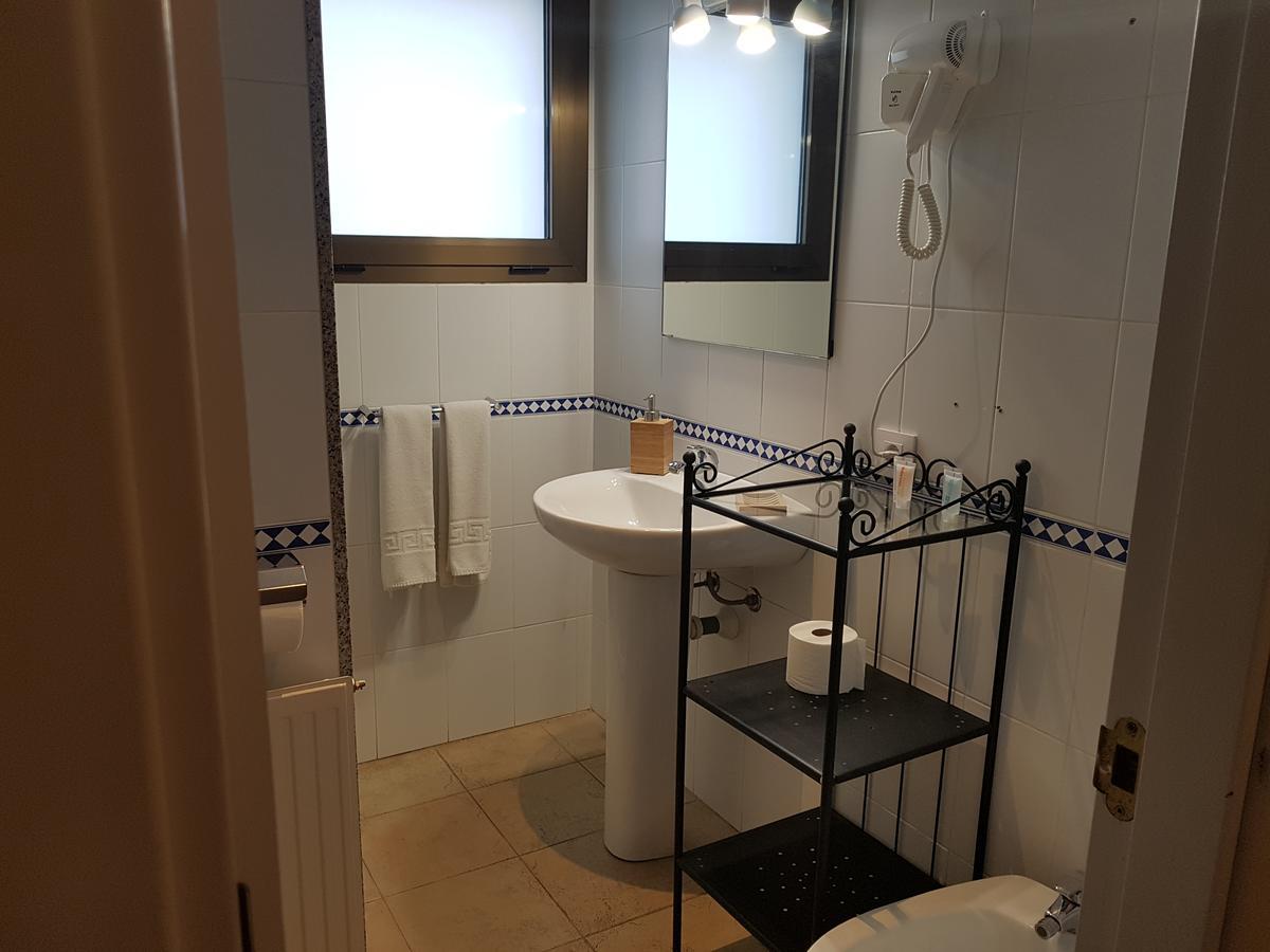 Hostal De L'Aigua Sant Llorenc de la Muga المظهر الخارجي الصورة